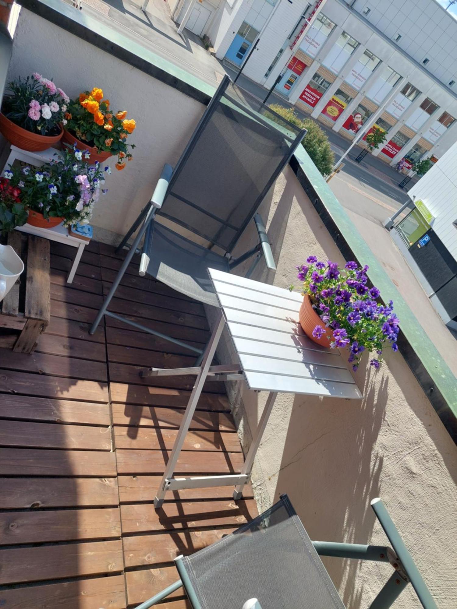 Alice Apartment - main street Rovaniemi Extérieur photo
